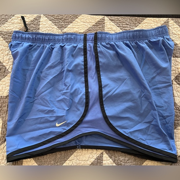 Nike Pants - Nike Tempo Dri-Fit Shorts 3X Plus Light Purple